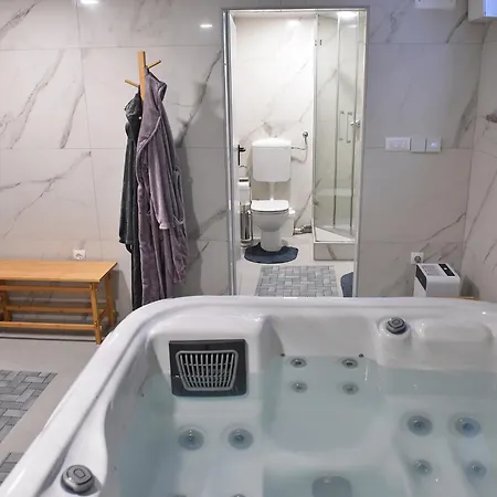 Salvus Apartma - Sun & Moon Apartman Lendva